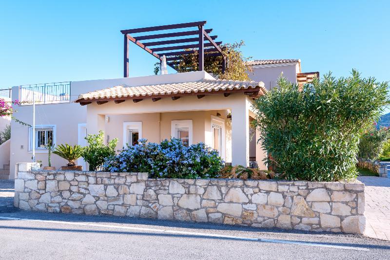 Azure Beach Kíssamos Eksteriør bilde